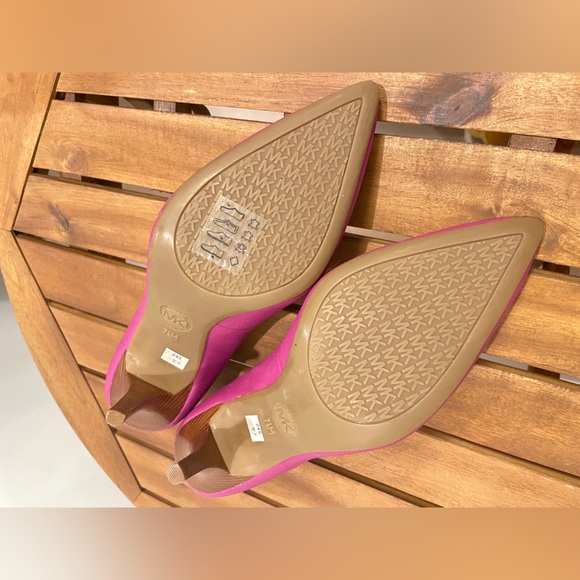 Hot Pink 💅🏻 pump - Picture 3 of 3